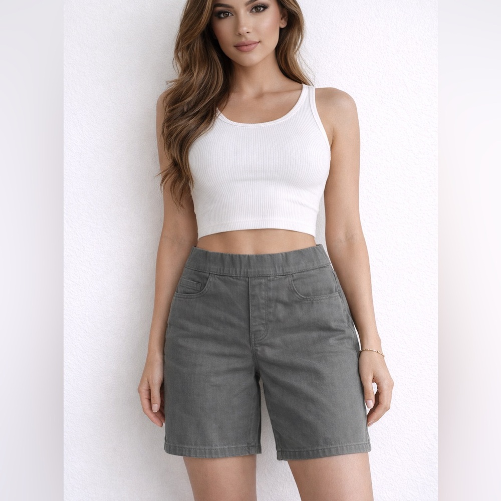 DKNY Women's Flat Front Green Pull On Comfort Waistband Shorts